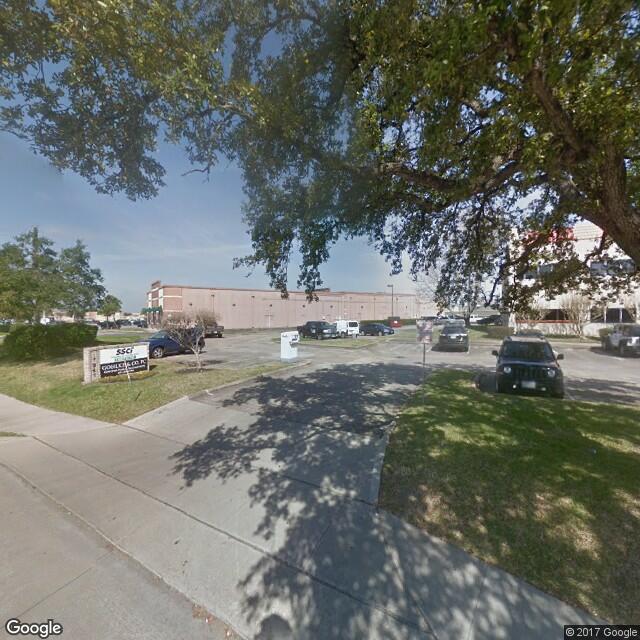 17049 El Camino Real