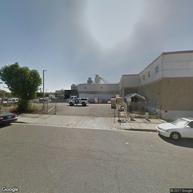 295 W Commercial St