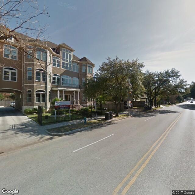 832 Yale St