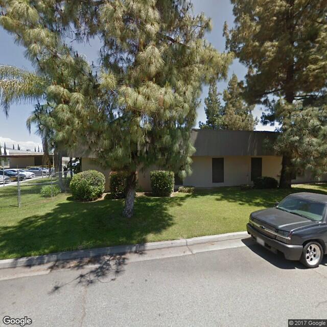 2788 N Larkin Avenue