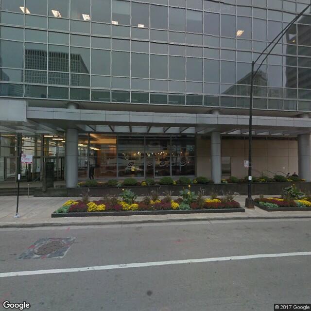 525 W Van Buren St