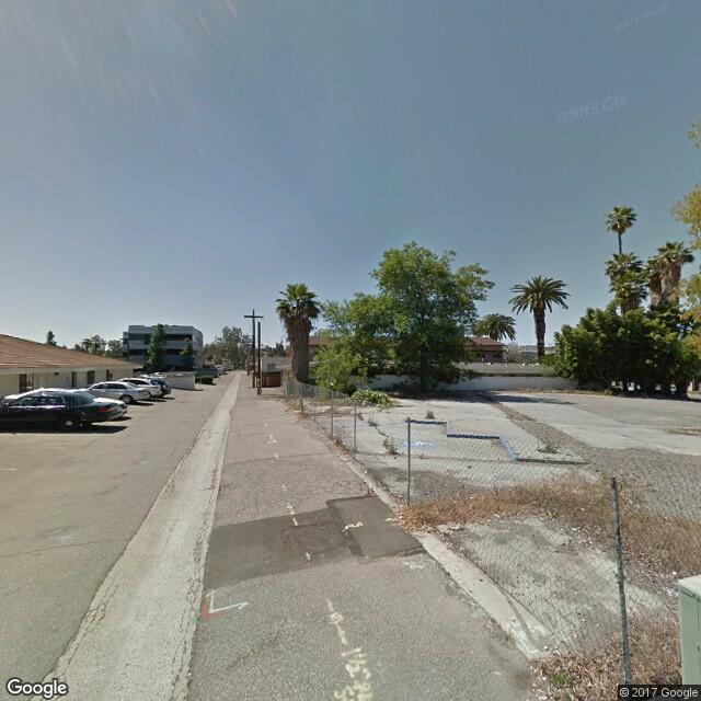 444 Escondido Blvd