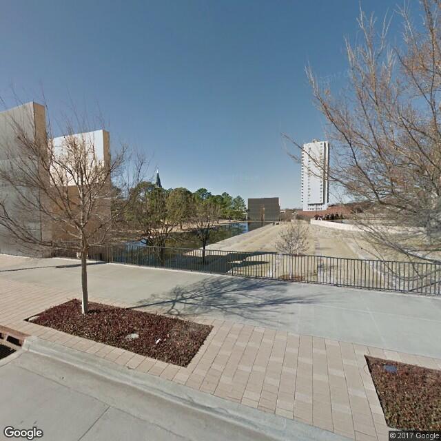 620 N Robinson