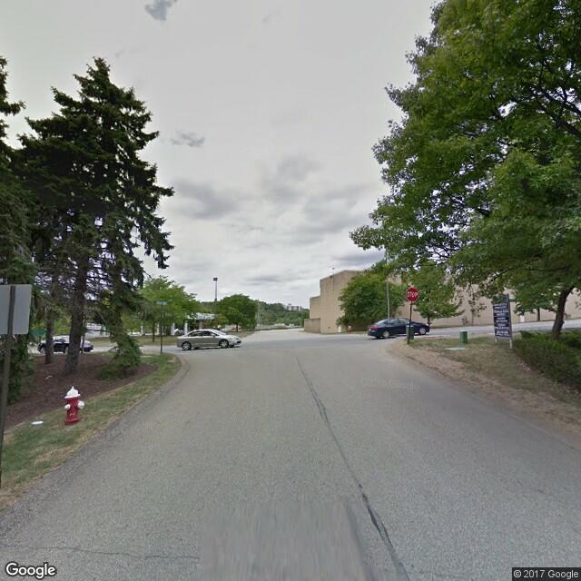 700 Mcknight Park Dr