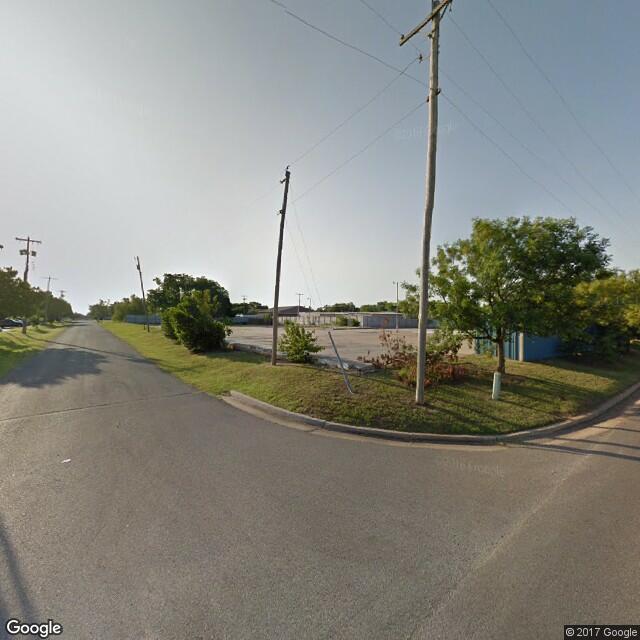7100 N Classen