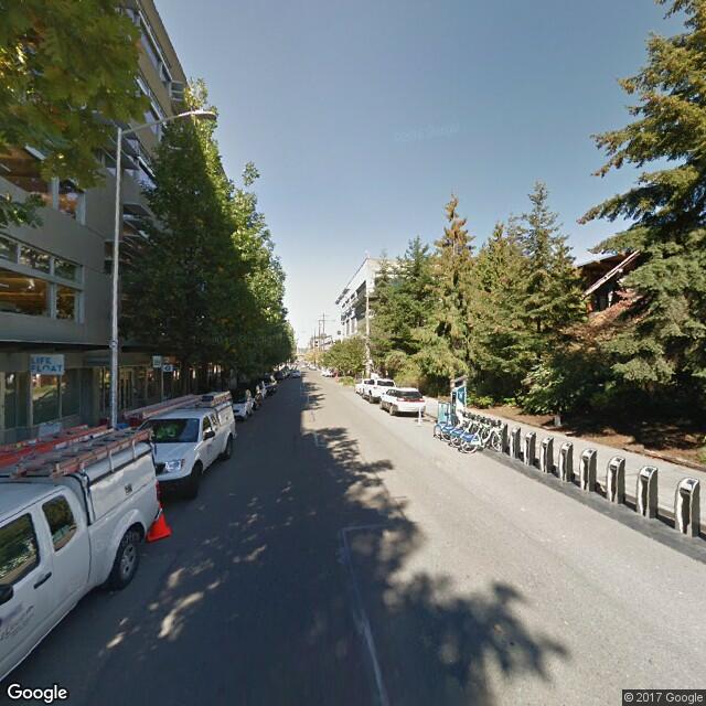 221 Yale Avenue N