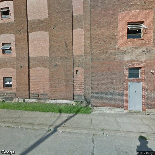 1441 Metropolitan St