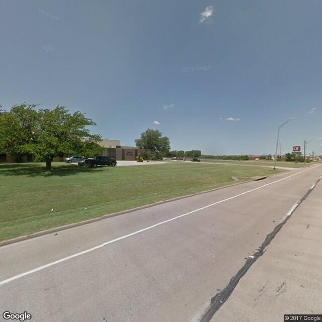 8932 South Freeway