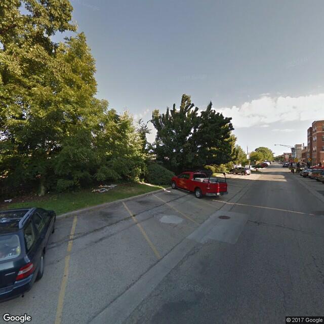 4555 N Ravenswood Ave