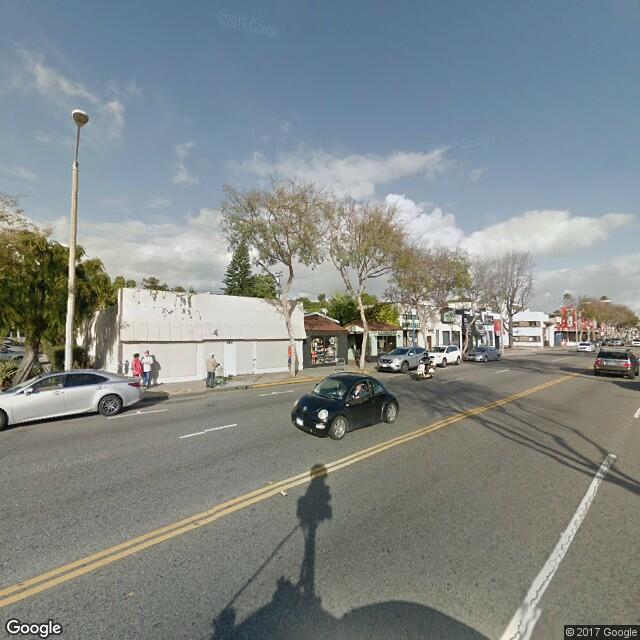 7739 - 7739 1/2 Santa Monica Blvd