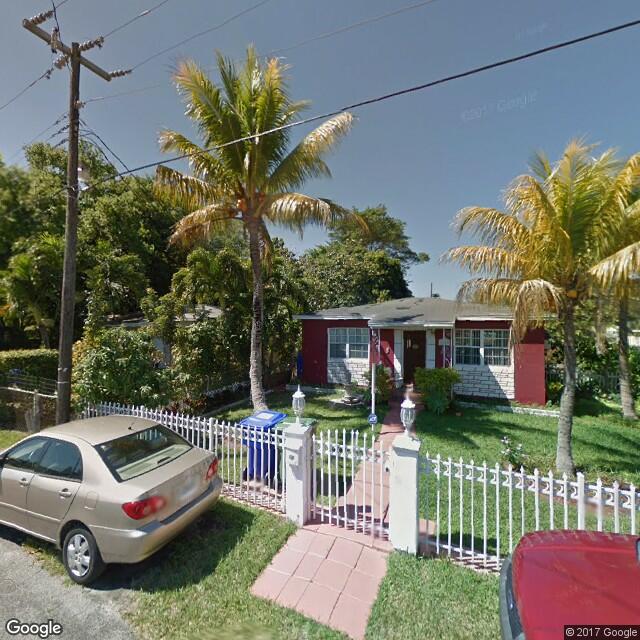 2700 SW 27th Ave
